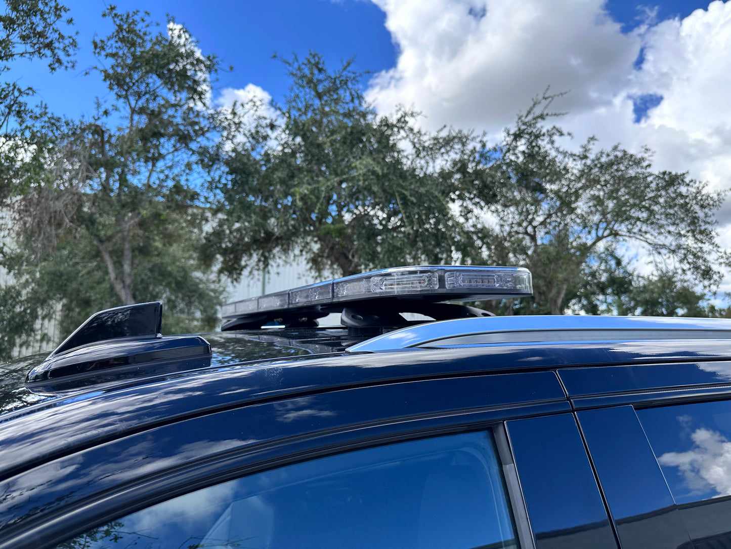New - XDR-48 Emergency Light Bar - Up to 3 Color