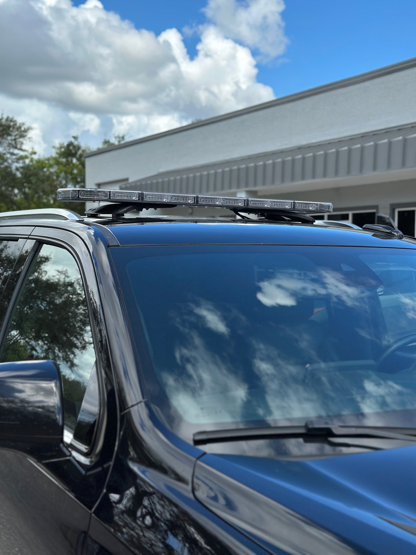 New - XDR-48 Emergency Light Bar - Up to 3 Color