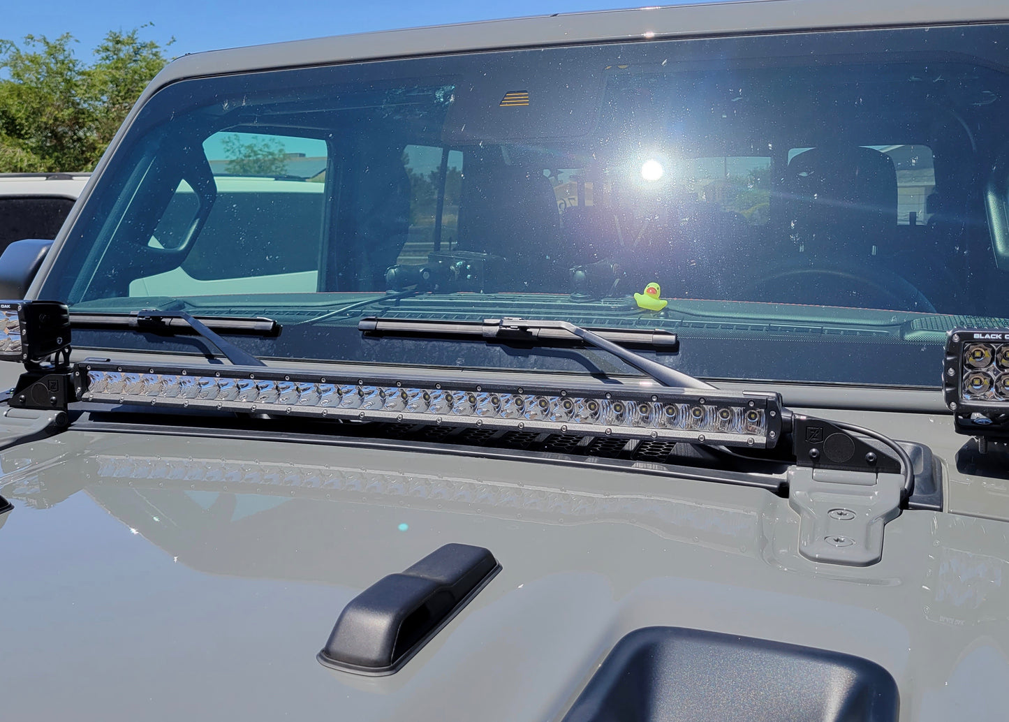 2018-2025 Jeep JL/Gladiator Hood Cowl LED Kit (1) 30" Single-Row LED Light Bar